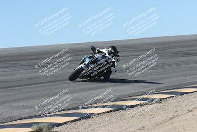 media/Oct-13-2025-Moto Forza (Mon) [[a66d839500]]/4-C Group/Session 2 (Bowl)/